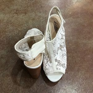 Lucky brand white lace wedges