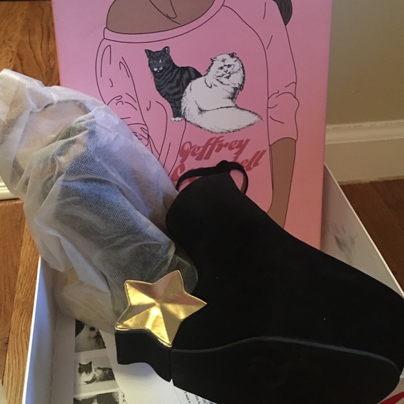 Jefferey Campbell - Picture 2 of 4