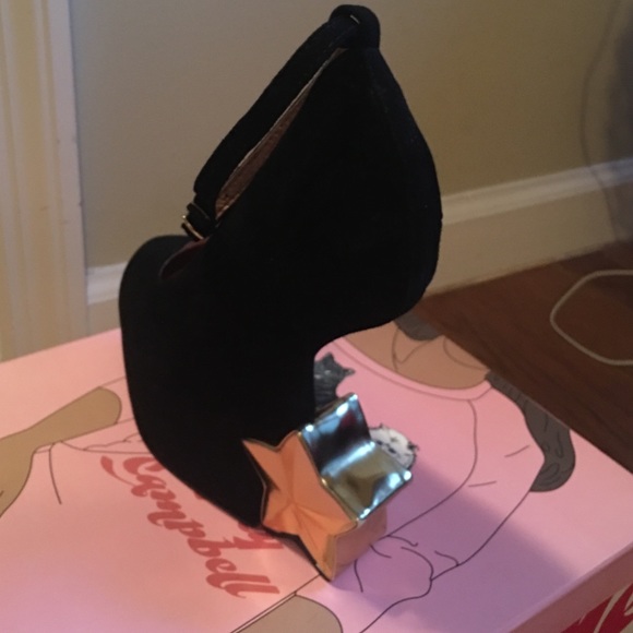 Jefferey Campbell - Picture 4 of 4