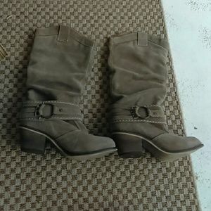 Steve Madden boots