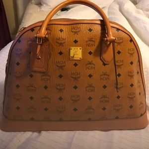 Mcm bag it's new