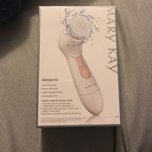 Mary Kay cleansing brush