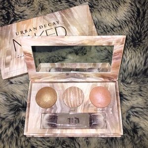 Urban Decay Naked Illuminated Trio