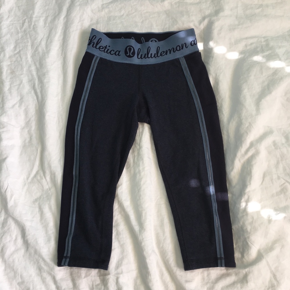 Lululemon Athletica crop leggings