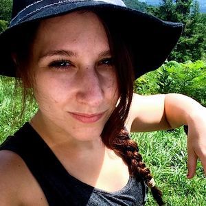 Meet your Posher, Joanna