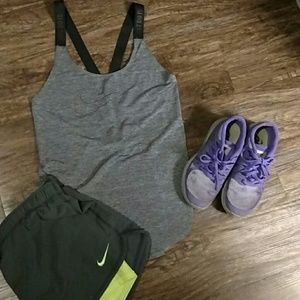 Nike workout tank top