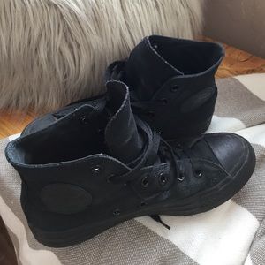 Black Converse