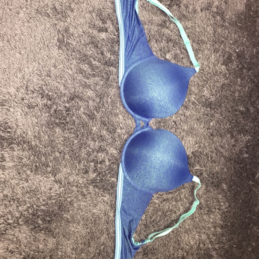VICTORIA SECRET BRA SIZE 38C **TEAL AND NAVY**