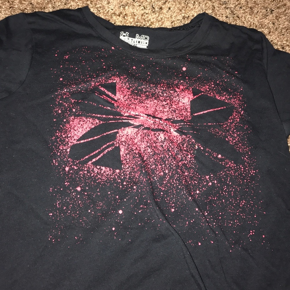Under armour tee size medium
