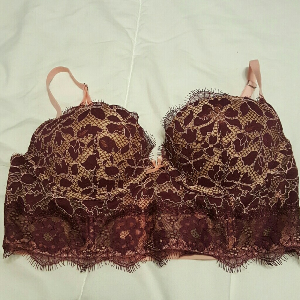 Reposhed Victoria Secrets bra