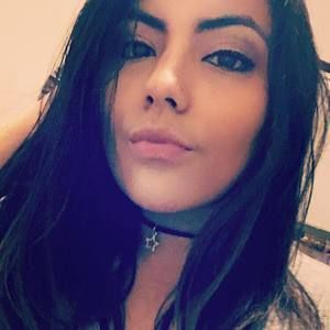 Meet your Posher, Elayne