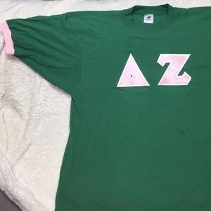 DELTA ZETA SORORITY JERSEY! GREEN AND PINK