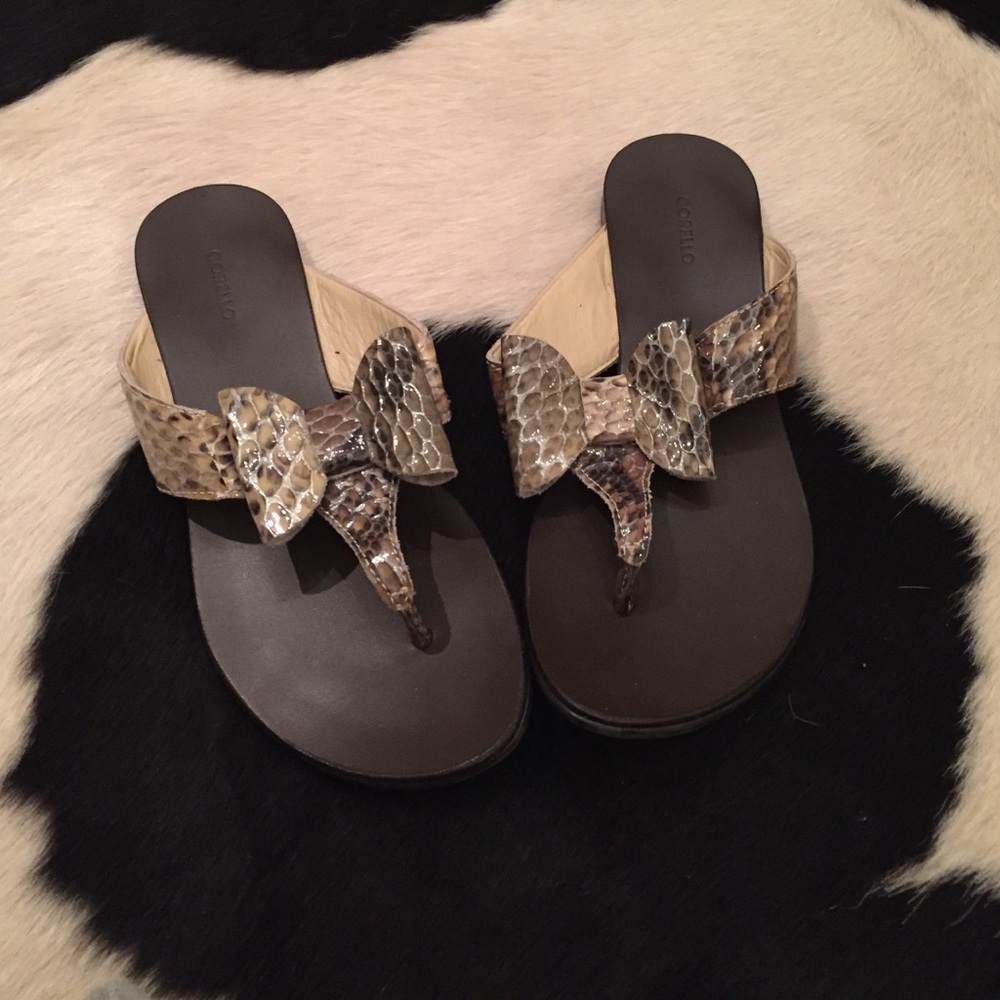 Bow Snake Print Sandals