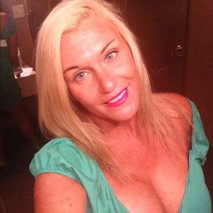 Meet your Posher, Dawn