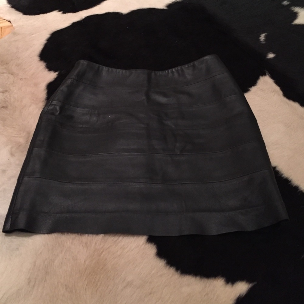 Golde Black Mini Skirt. Size M.