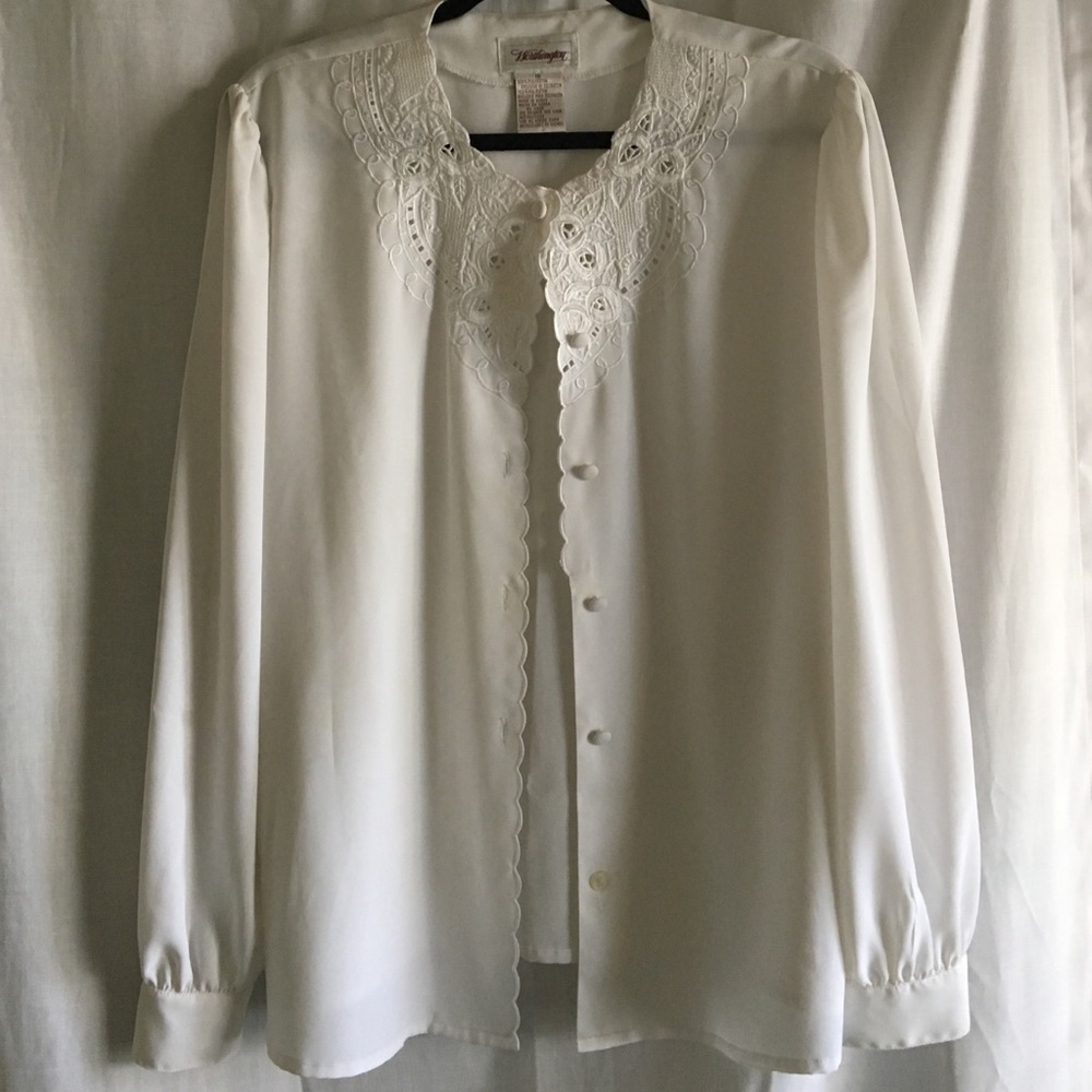 Vintage button down blouse, beautiful details!