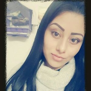 Meet your Posher, Marisa