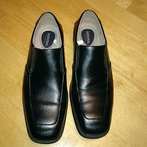 Mens shoes