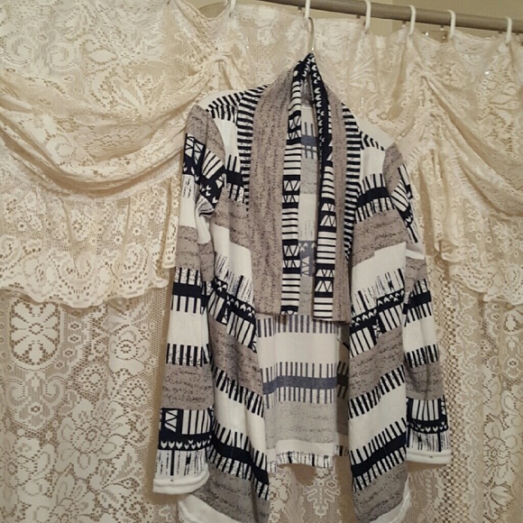 Gorgeous open cardigan - Picture 4 of 4