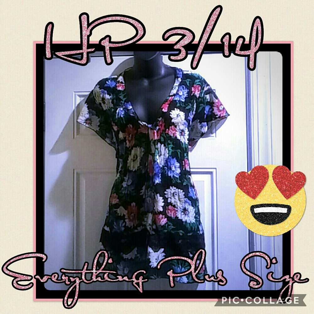 🌞HP🌞 Sunny Leigh pleated tulip sleeve blouse