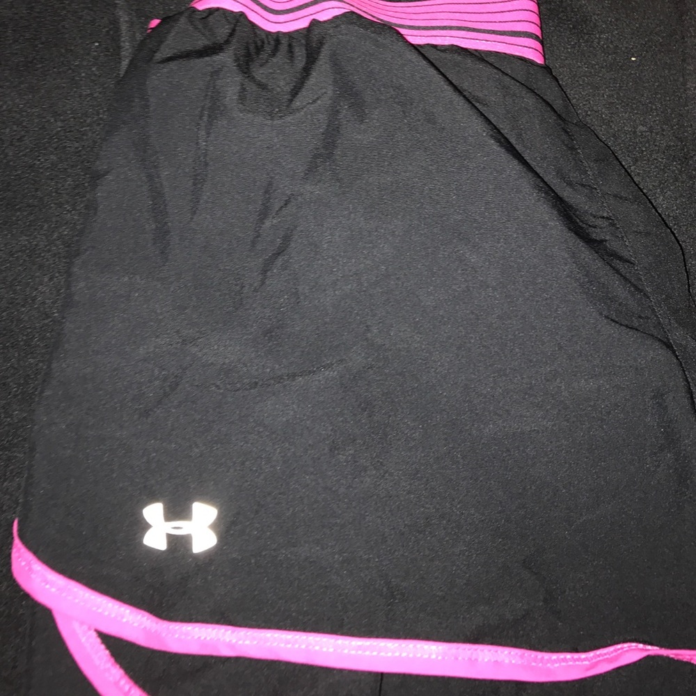 Under armour women's short