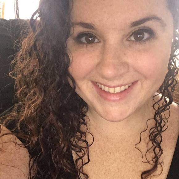 Meet your Posher, Becky - Picture 1 of 1