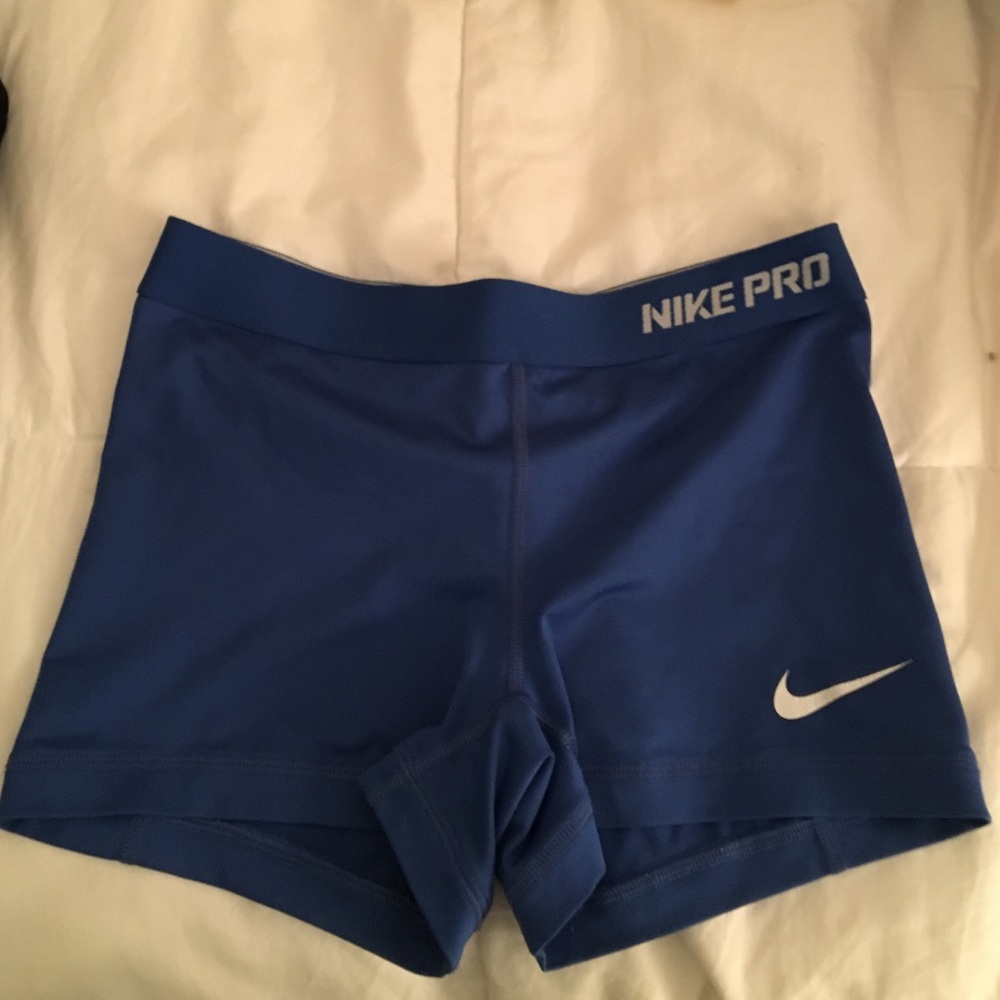 Nike pro dri fit spandex size small