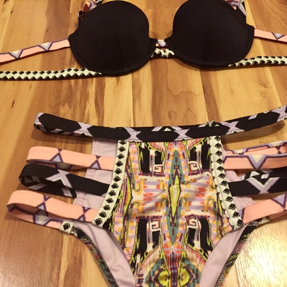 SOLD!!! Victoria's Secret High Waisted Bikini - Picture 3 of 4