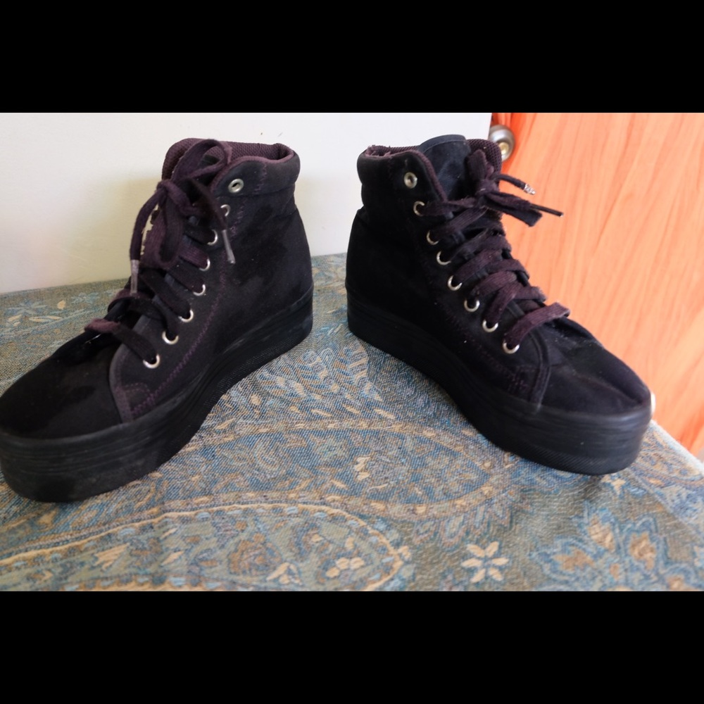 JC Play Homg Platform Sneaker- Black