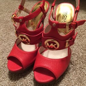 Michael Kors Coral PeepToe Heels • Price Drop