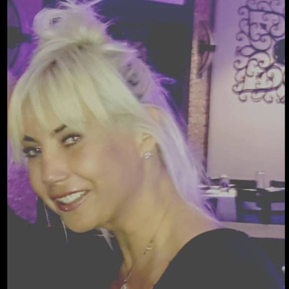 Meet your Posher, Taline - Picture 1 of 5