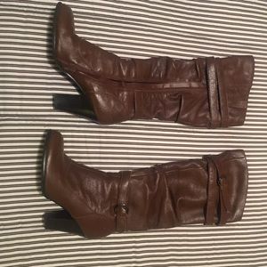 Steve Madden brown boots