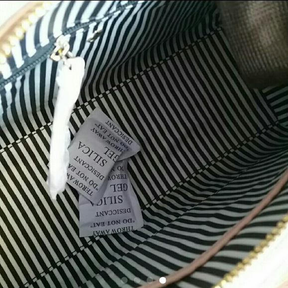 SOLD Kate Spade Small Pippa $ 349 - Picture 4 of 6