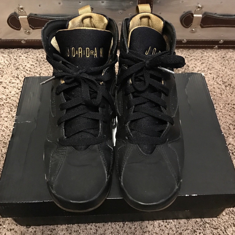 Authentic Jordan 7s  MVP package size 6 youth