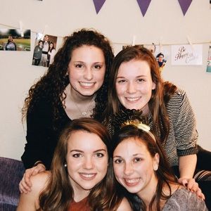 Meet your Posher, Madeline