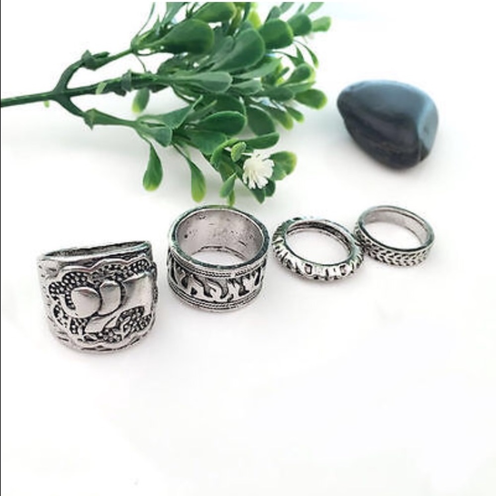 ๐ Retro Elephant Ring Set - Picture 2 of 4
