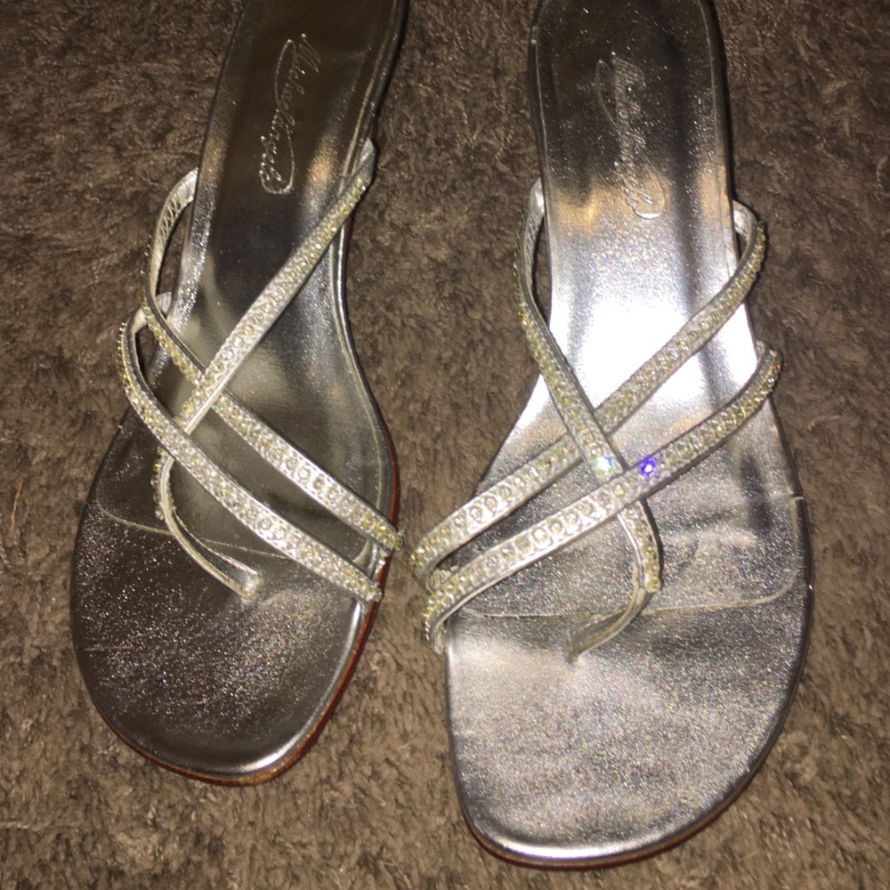 Silver sandal heel