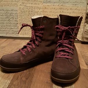 Nwot Patagonia Brown Boots