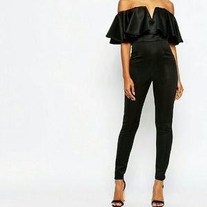 NWT Boohoo off the shoulder jumpsuit