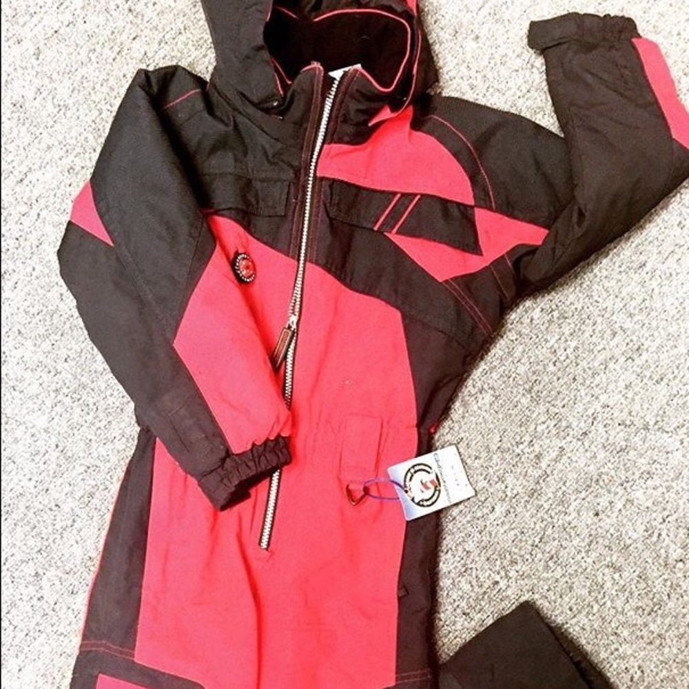 Obermeyer I-Grow adjustable size snow suit.