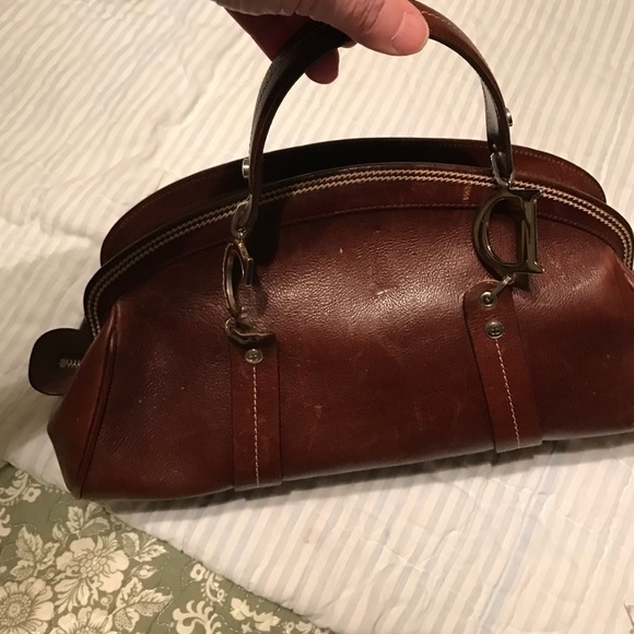 DIOR WITH EMBROIDERED FLOWERS MISSING A STRAP😱😱 - Picture 2 of 2