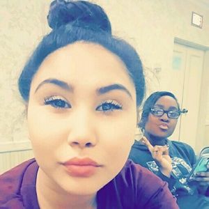 Meet your Posher, Rose