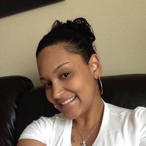 Meet your Posher, Carla