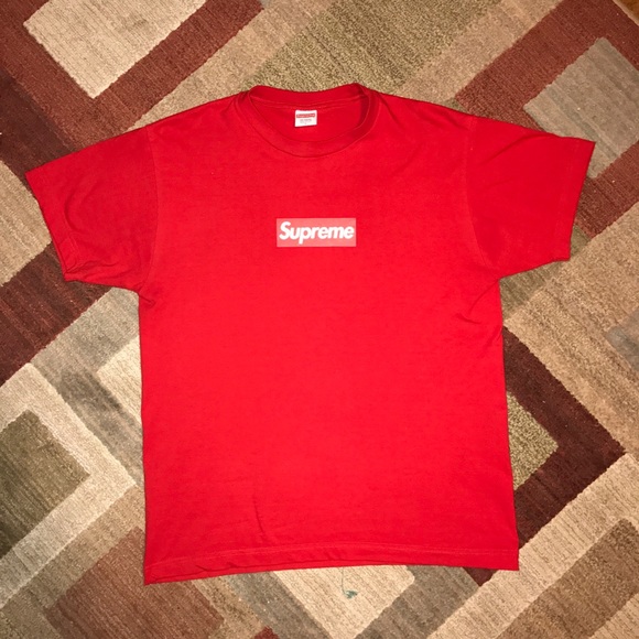 ⛔️SOLD⛔️ Supreme Box Logo Tee - Picture 1 of 4