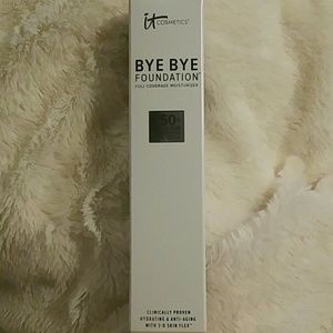 It Cosmetics Bye Bye Foundation