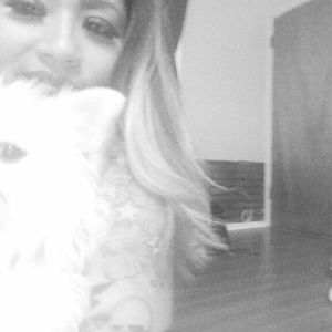 Meet your Posher, Ana