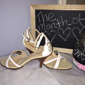 Diesel sandals reserved for @beegibbs