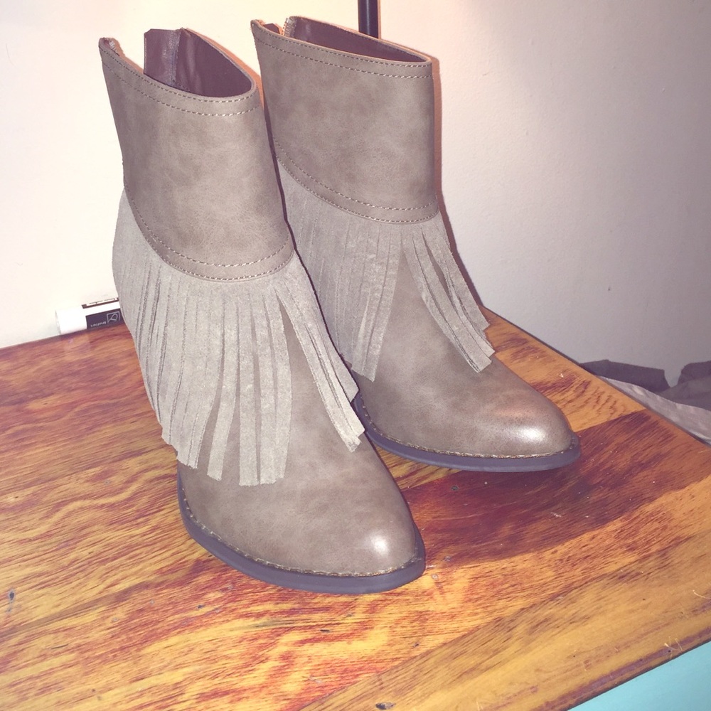 Fringe booties