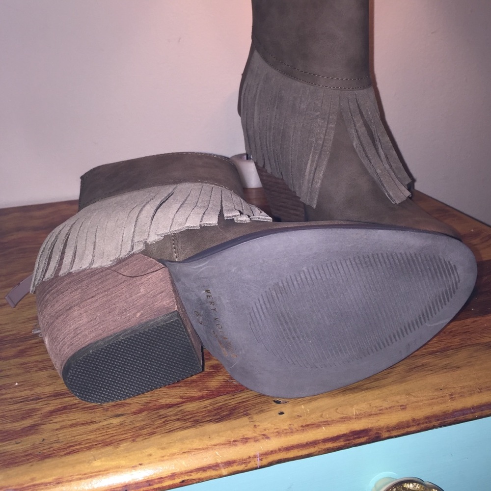 Fringe booties - Picture 2 of 4