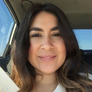 Meet your Posher, Jeannette